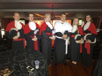 Direção e Professores Anhanguera:JanaÃna Portella (Coordenadora do Curso de Direito), Augusto Salton, Fernando Fior, Robson Formigheri (Diretor), Jucélia Sabadin e Paula Timm (Fernando Bertoque)