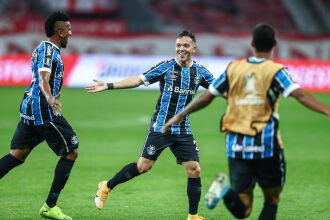Pepê marcou o gol do clássico - Foto - Lucas Uebel-GFBPA