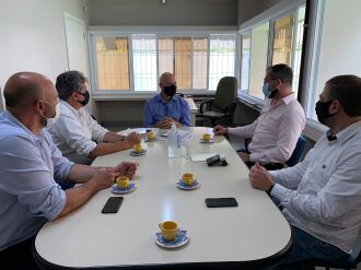 O encontro aconteceu na sede da Secretaria de Desenvolvimento Econômico (Foto: Caroline Lima/Assessoria de Imprensa Acisa)