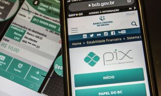 A partir de 1º de abril, os clientes poderão gerenciar os limites do Pix no próprio aplicativo da instituição financeira. (Foto: Marcello Casal Jr./Agência Brasil)