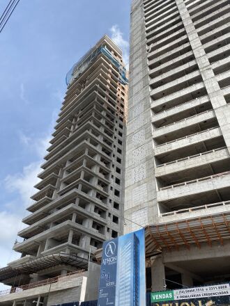 Atualmente município tem 106 obras de edifícios multifamiliares e comerciais. (Foto: Rosângela Borges/ON)