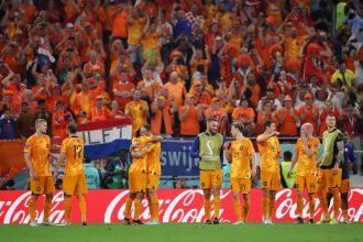 Holanda vence Senegal na estreia. (Foto: Redes Sociais FIFA)