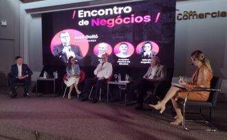 O encontro reuniu lideranças empresariais no Clube Comercial