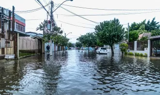 O número de óbitos superou a última catástrofe ambiental do estado em setembro de 2023, quando 54 pessoas perderam a vida