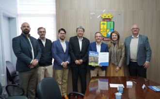 - A Prefeitura firmou, nessa terça-feira (22), um protocolo de intenções com a Begreen Bioenergia e a Fundação Universidade de Passo Fundo para implantação da unidade de produção de amônia verde no município  FOTO – MICHEL SANDERI