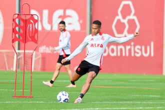 Inter trabalhou no sábado à tarde no CT Parque Gigante – Foto – Ricardo Duarte-SCI