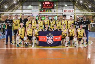 Equipe reverteu a derrota do primeiro jogo, e venceu o Golden Set - Foto Euguenio Siqueira/Divulgação