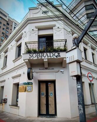 Sobrado modernizado receberá um restaurante - Foto - LC Schneider-ON