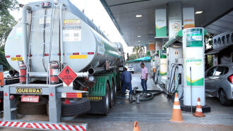 Todas as grandes distribuidoras operam atualmente com limites de fornecimento - Foto: Agência Brasil