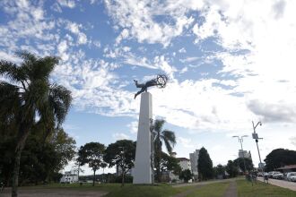 Céu se mantém ensolarado mesmo com a queda das temperaturas - FOTO: GERSON LOPES/ON