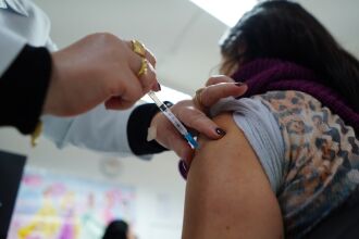 Das 63 hospitalizações e oito óbitos por Influenza registrados em Passo Fundo neste ano, nenhum dos pacientes havia sido vacinado - Foto: Divulgação/PMPF