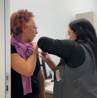 Município ultrapassa 60 mil doses aplicadas e mantém vacinação aberta para toda a população - Foto Andressa Zorzetto/PMPF