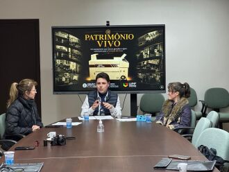 A cerimônia marcou a continuidade de uma parceria entre o Grupo Foto Sul, UPF e o IHPF, que já havia recebido outros equipamentos fotográficos do fundador da empresa - FOTO: DIVULGAÇÃO