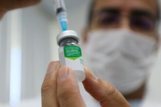 Na última quarta-feira (17), Passo Fundo recebeu um novo lote com 8 mil doses da vacina - Foto: Divulgação
