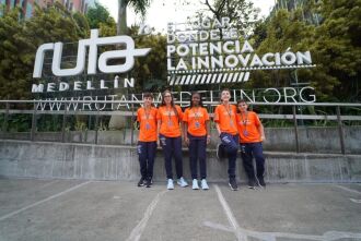 Na edição deste ano, estudantes viajaram para Medellín, na Colômbia - FOTO: MICHEL SANDERI/PMPF