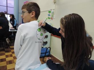 Alunos customizaram camisetas em alusão ao Dia Mundial do Meio Ambiente