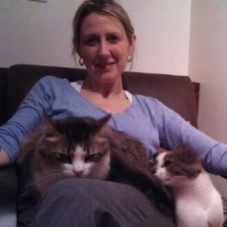 ?EURoeNós somos animais e a convivência com os outros animais não é uma opção?EUR?, diz Luciana Lhullier, idealizadora e diretora do documentário Amor Animal