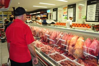 Carne aumentou em 16 das 18 capitais