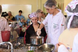 Oficina de nutrição esteve entre as atividades do Acampamento