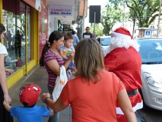 Tendência de aumentar o movimento às vésperas do Natal