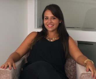 Tamires Passos Decimo é psicóloga clínica especialista em orientação analítica