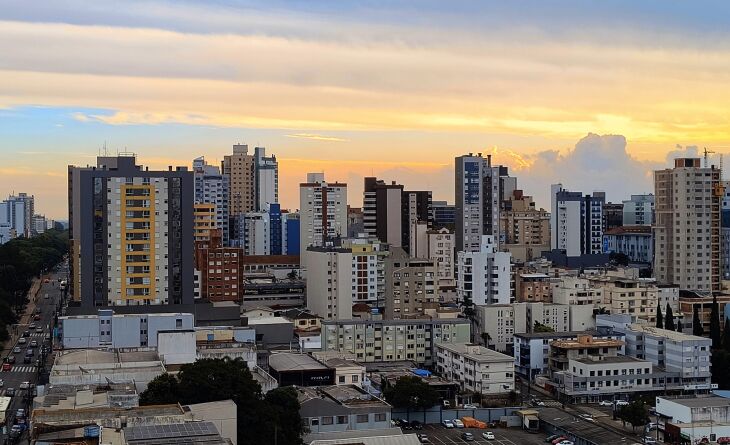 Sol entra e sai de cena no céu do Planalto Médio - Foto – LC Schneider-ON