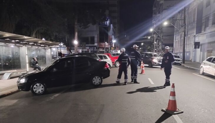 Fiscalização ocorreu na área central – Foto – Divulgação-PMPF