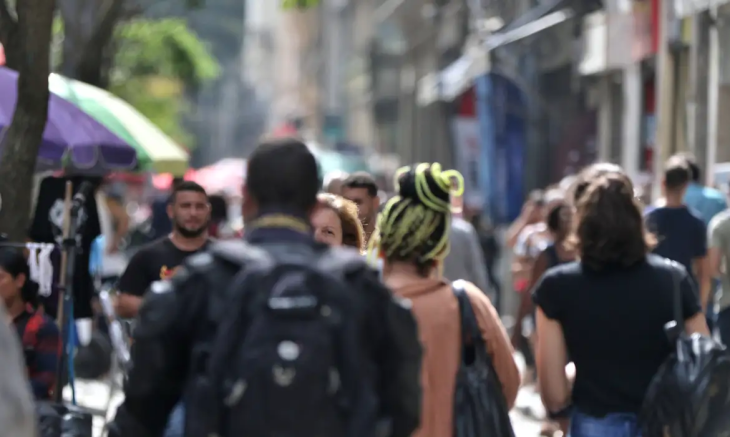 Desaceleração do crescimento populacional é uma consequência da redução das taxas de fecundidade - FOTO: TÂNIA REGO/AGÊNCIA BRASIL