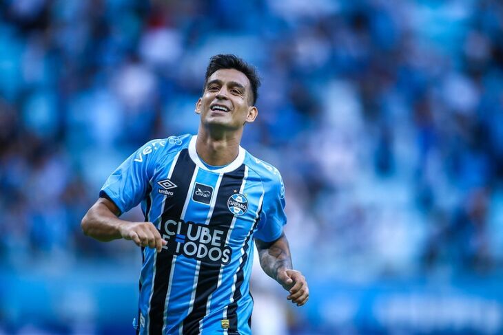 Cristaldo marcou um golaço na segunda etapa – Foto – Lucas Uebel-GFBPA