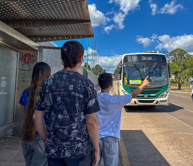 Pelo aplicativo Vou de Ônibus Passo Fundo, é possível consultar os horários - FOTO: COLEURB