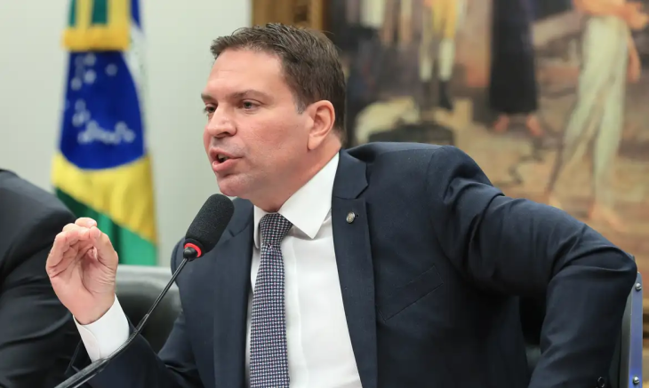 Prisão reascende discussão sobre possível extradição - Foto: Lula Marques/Agência Brasil