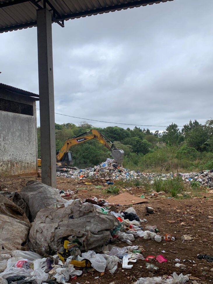 Mais de 5 mil toneladas são classificadas como rejeitos ou resíduos orgânicos e vão para descarte - Foto: Mariana Almeida