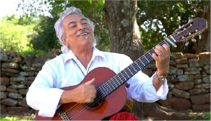 Músico e compositor nativista era um dos grandes nomes da cultura missioneira e da música gaúcha