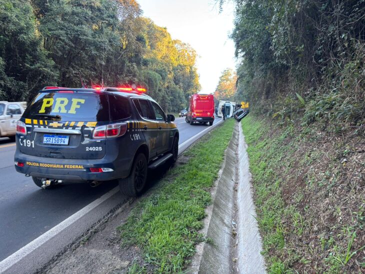 Acidente ocorreu no início da manhã de hoje em Erechim - Foto PRF