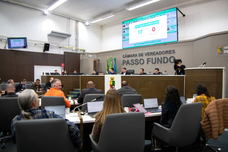 Projetos foram aprovados durante sessão realizada na segunda-feira (13) - FOTO: Amanda Peres/ASCOM
