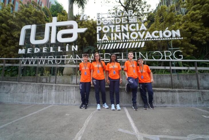 Na edição deste ano, estudantes viajaram para Medellín, na Colômbia - FOTO: MICHEL SANDERI/PMPF