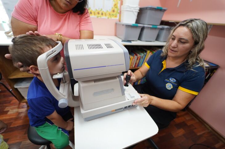 Entre 2016 e julho de 2026, o Olhar de Criança realizou cerca de 28 mil testes de capacidade visual – Foto: Divulgação/PMPF