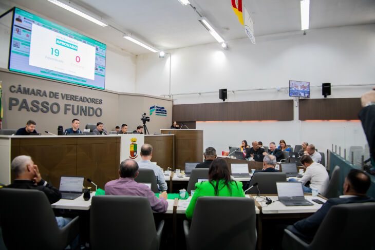 Projetos foram aprovados durante sessão realizada na segunda-feira - Foto: Amanda Peres/ASCOM