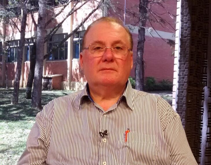 Gilberto Capoani é candidato a deputado estadual pelo PMDB.