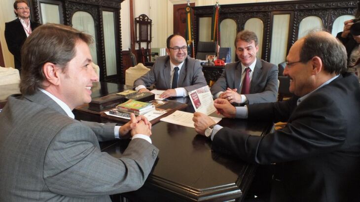 Governador José Ivo Sartori recebeu representantes do município