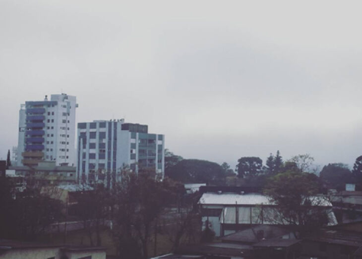 Nesta segunda-feira (06) o céu deve ficar com poucas nuvens, com temperaturas que variam entre 6°C e 15°C