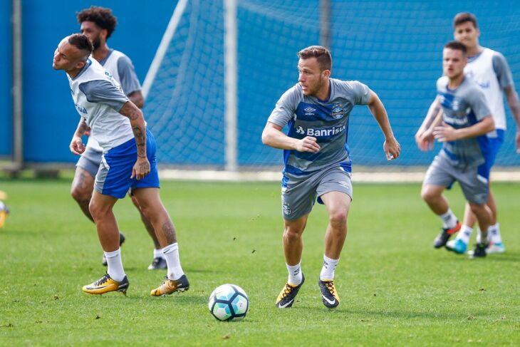 Grêmio fará dois jogos no Rio